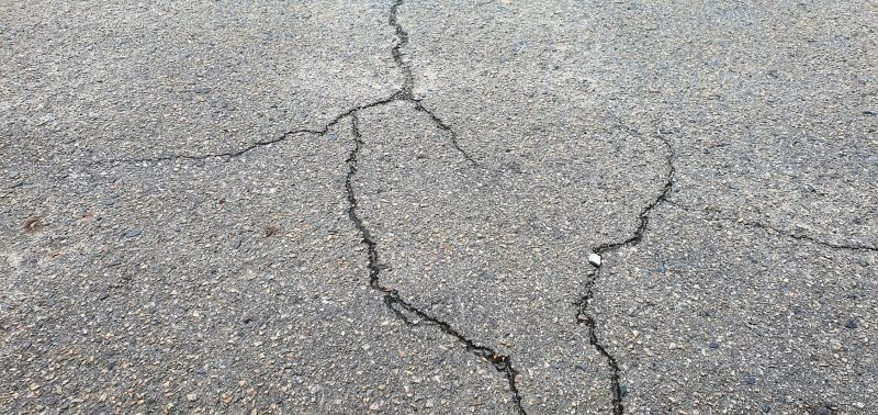Driveway Crack Filling
